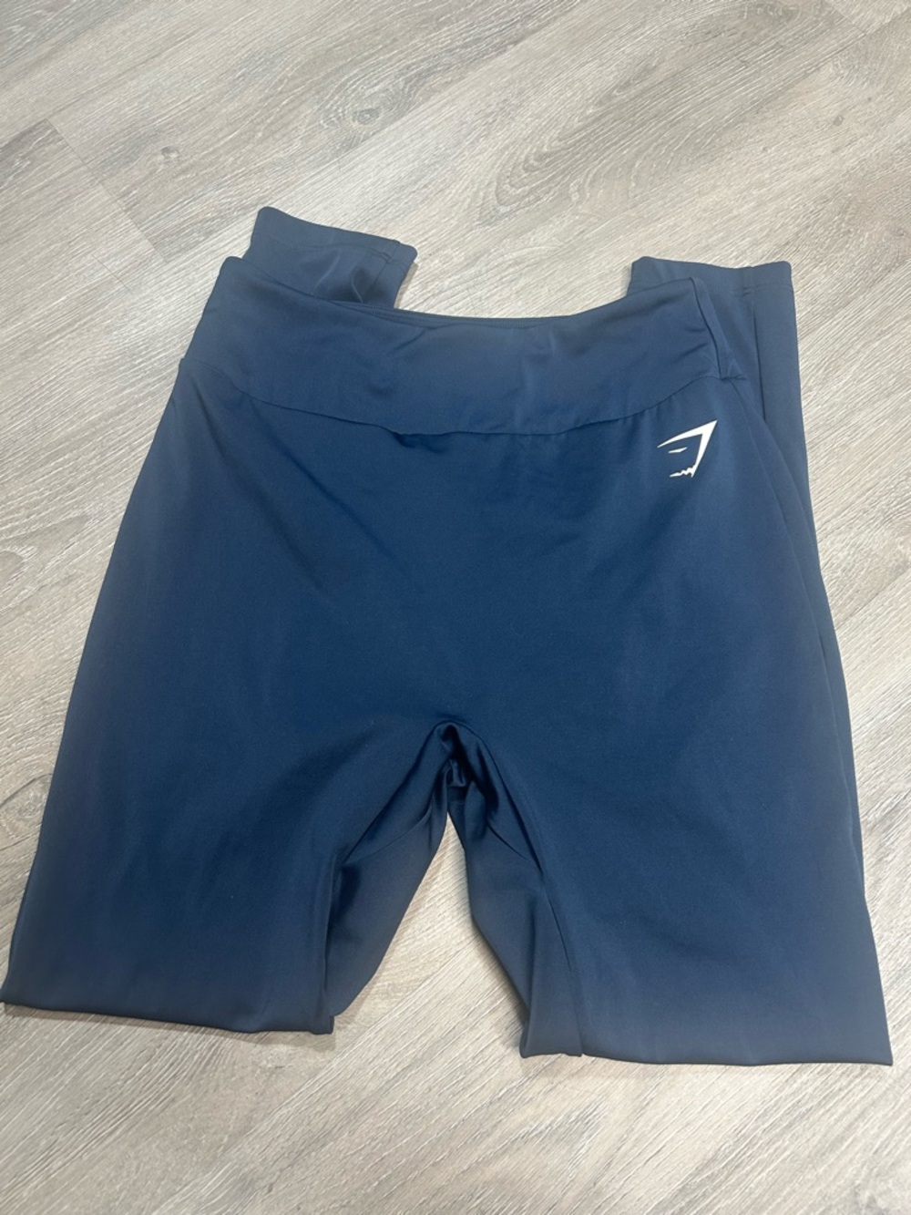 GYMSHARK navy scrunched butt seamles Sz L
